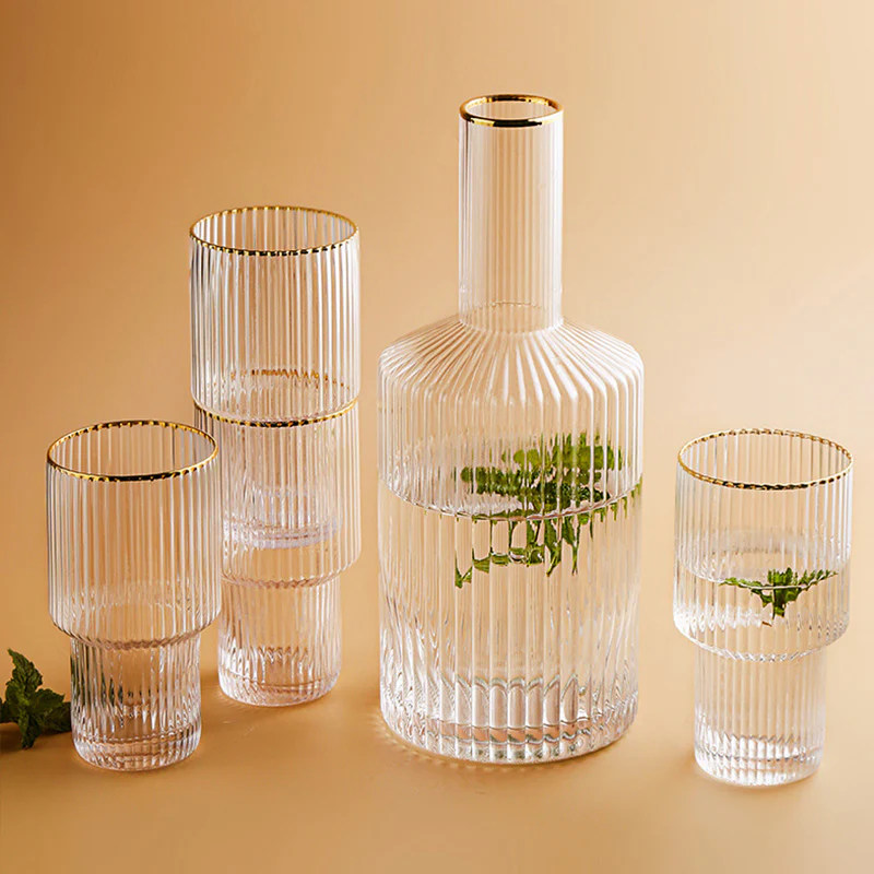 Glass decanter